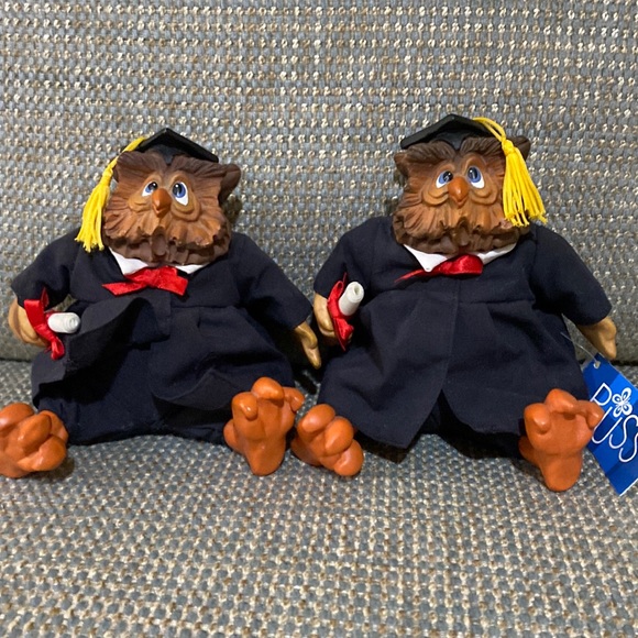 2 Adorable Kathleen Kelly Critter . Wise Owl Graduation bean bags - Picture 1 of 3